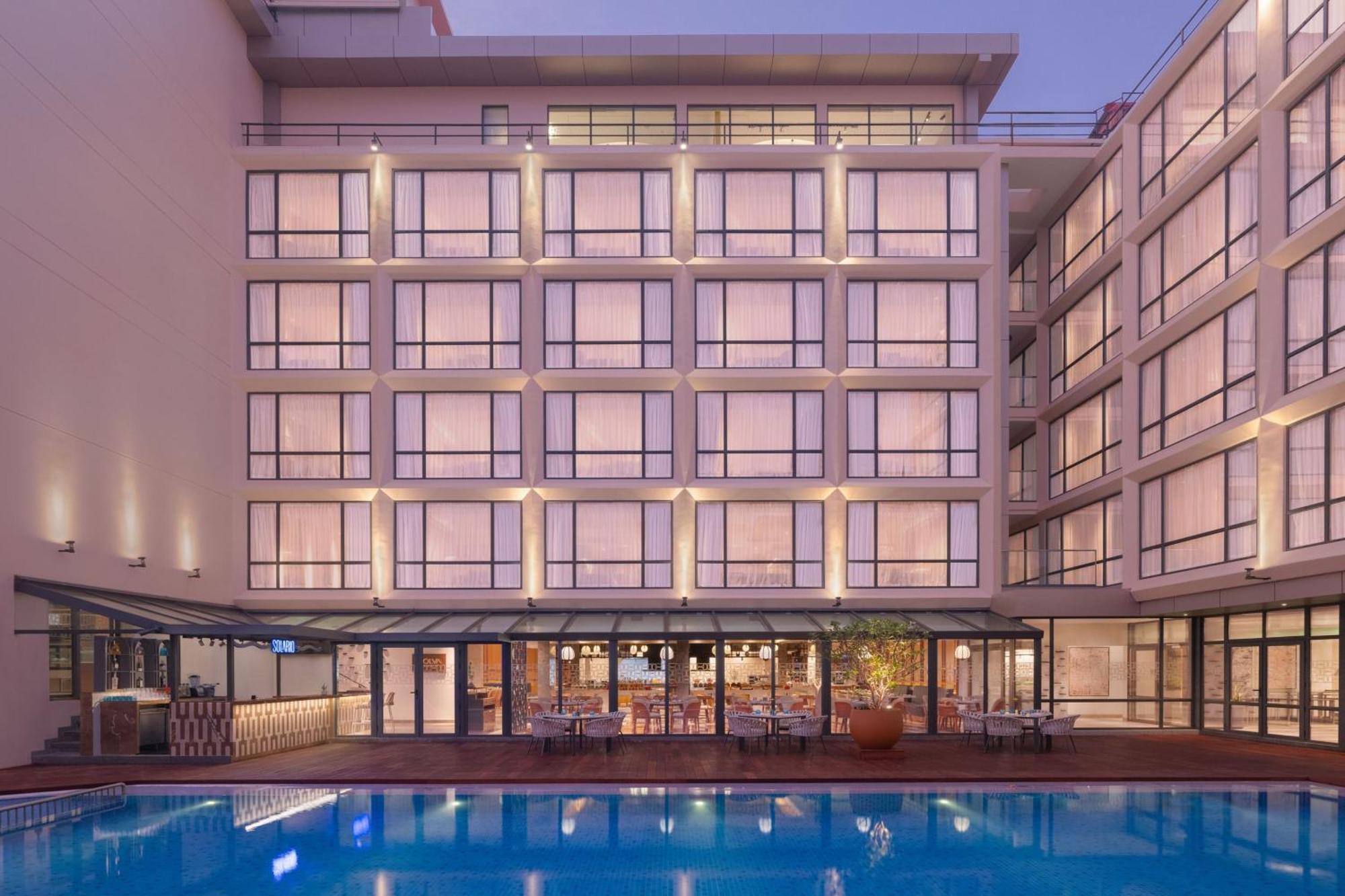 Отель Courtyard By Marriott Goa Колва Экстерьер фото