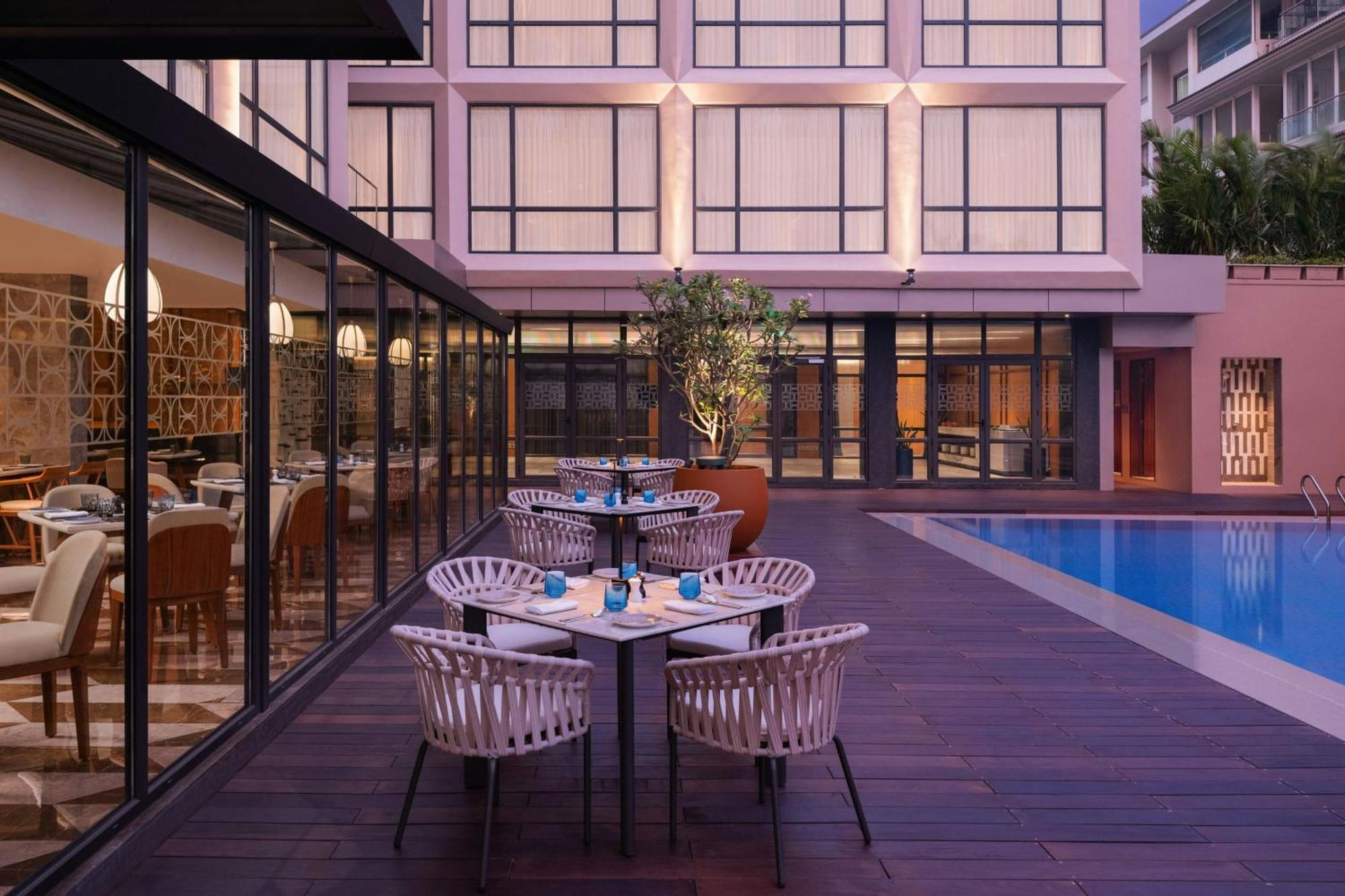 Отель Courtyard By Marriott Goa Колва Экстерьер фото