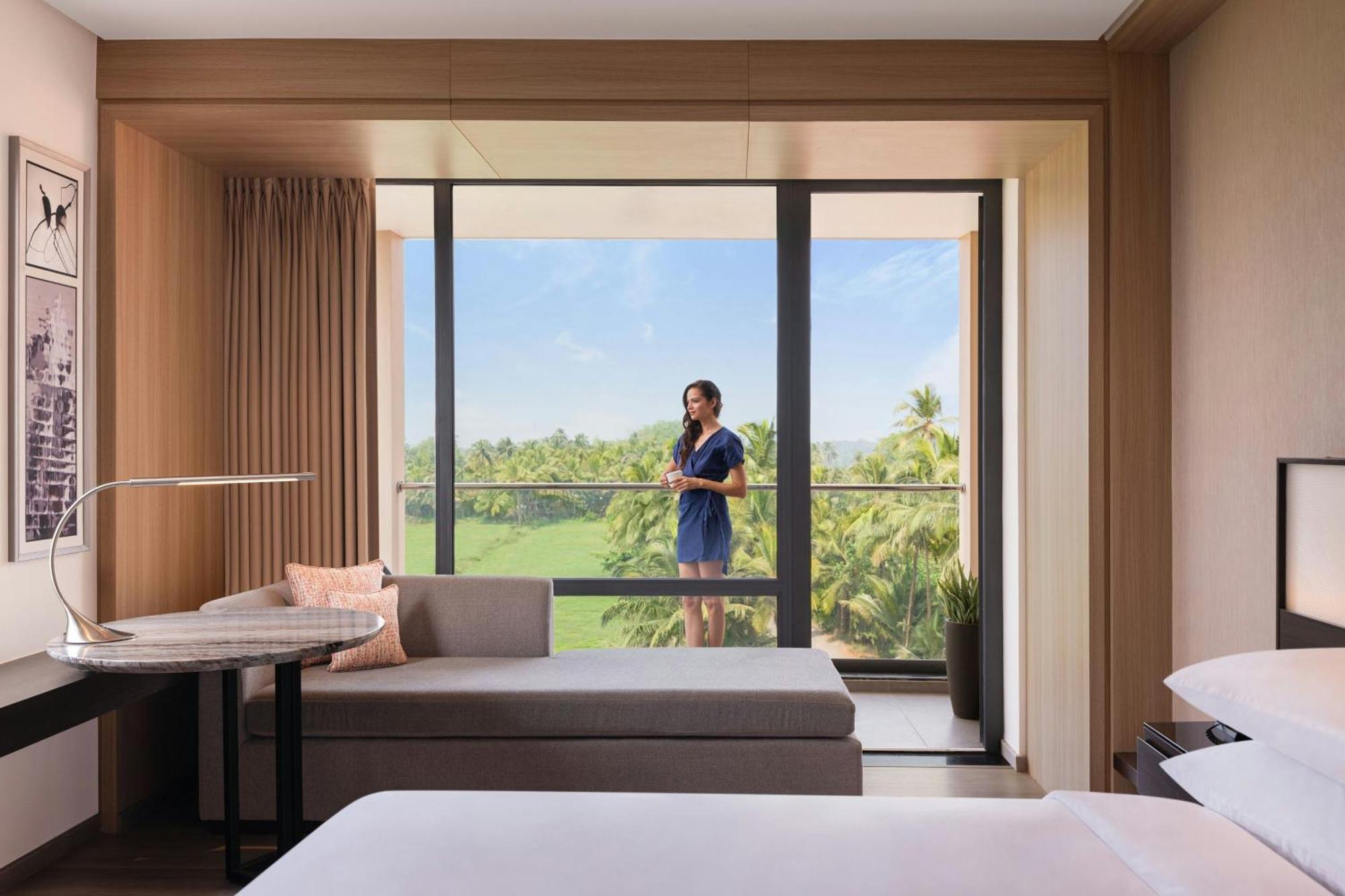 Отель Courtyard By Marriott Goa Колва Экстерьер фото