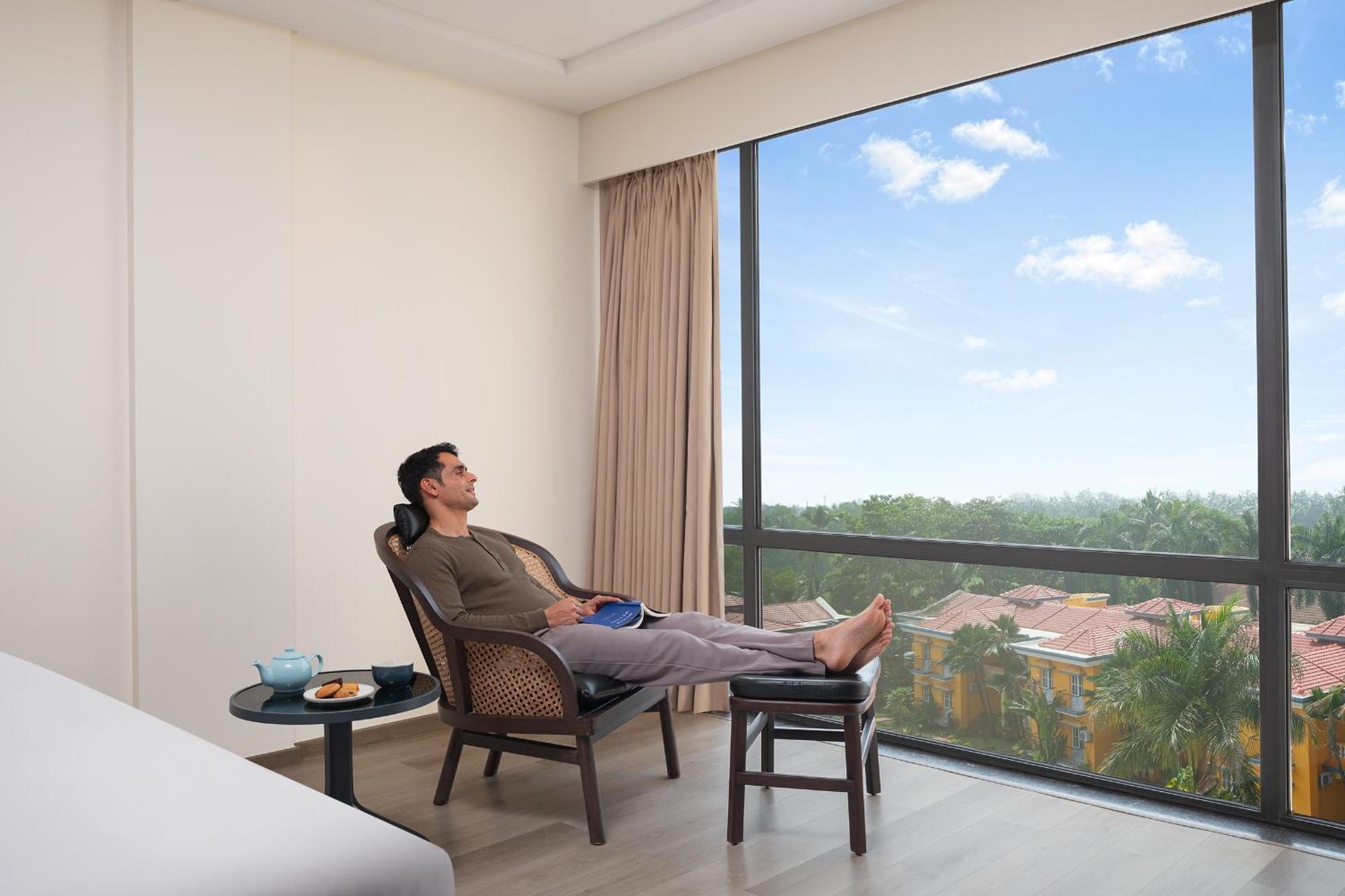 Отель Courtyard By Marriott Goa Колва Экстерьер фото